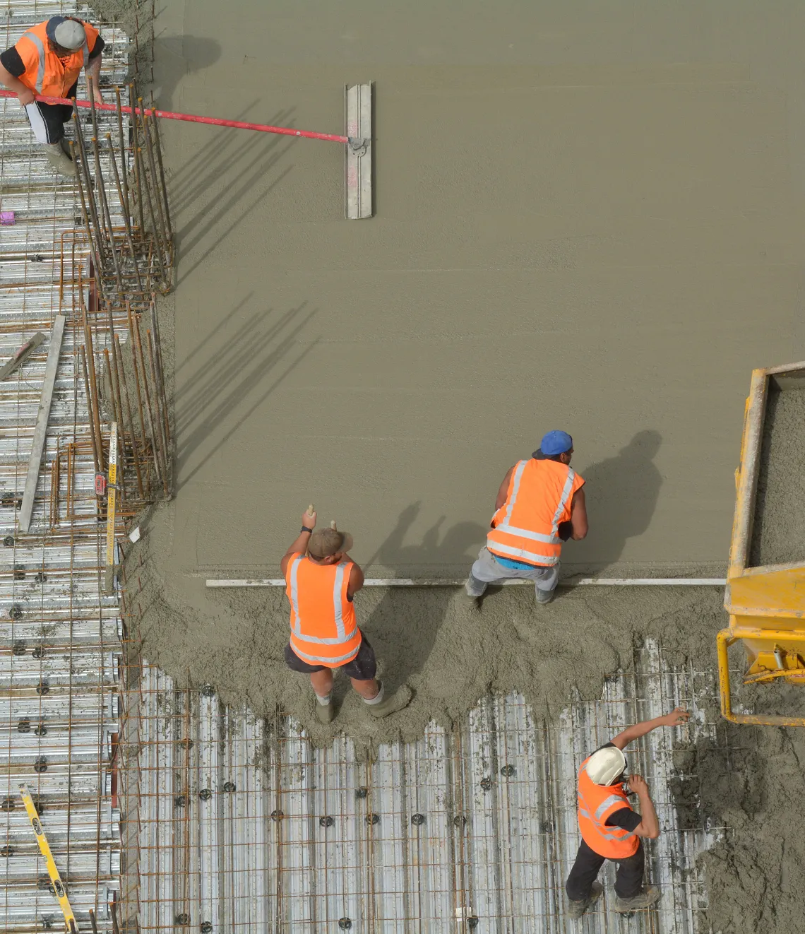 Professional concrete construction team working on commercial projects in Los Angeles